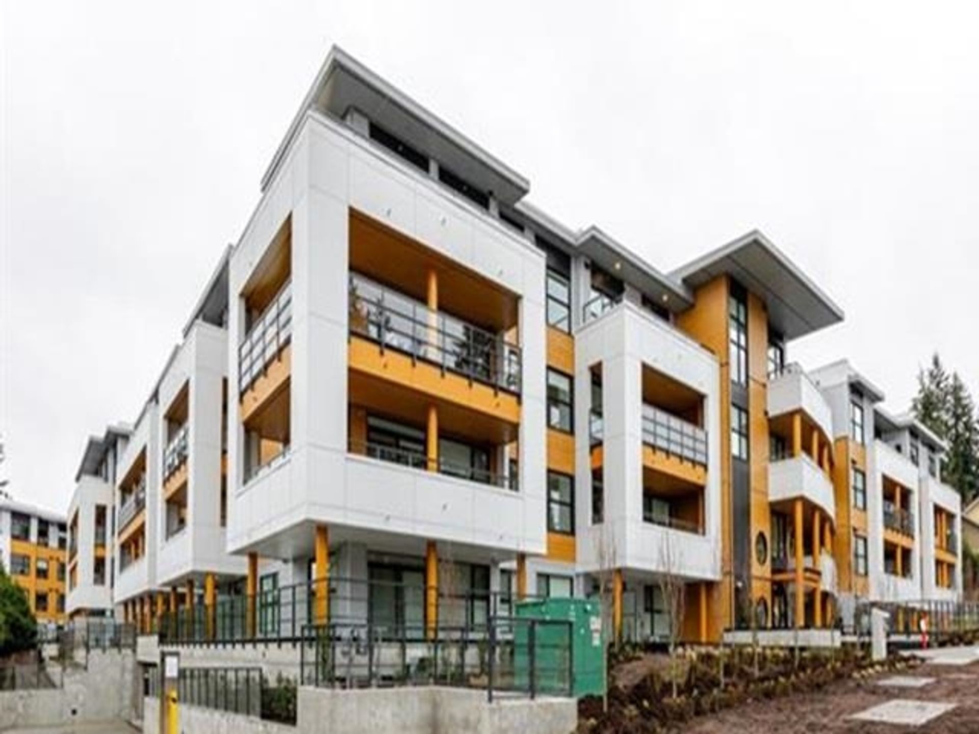 Photo 1 at 115 - 2620 152 Street, King George Corridor, South Surrey White Rock Photo 1 at 115 - 2620 152 Street, King George Corridor, South Surrey White Rock