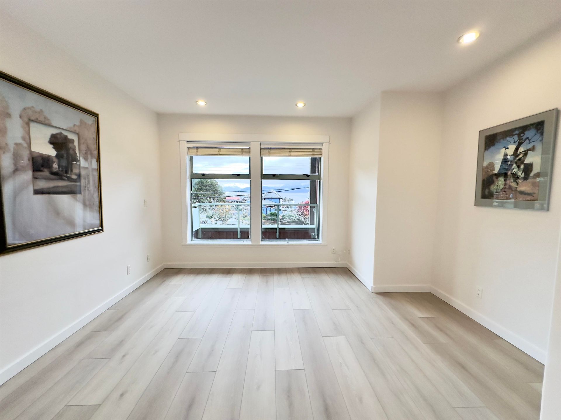 201 - 6688 Royal Avenue3