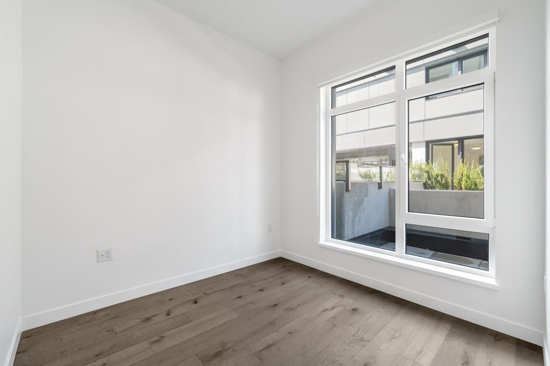 104 - 6859 Cambie Street, South Cambie, Vancouver West 3 by Bilash & Charron Real Estate Group 104 - 6859 Cambie Street, South Cambie, Vancouver West 3