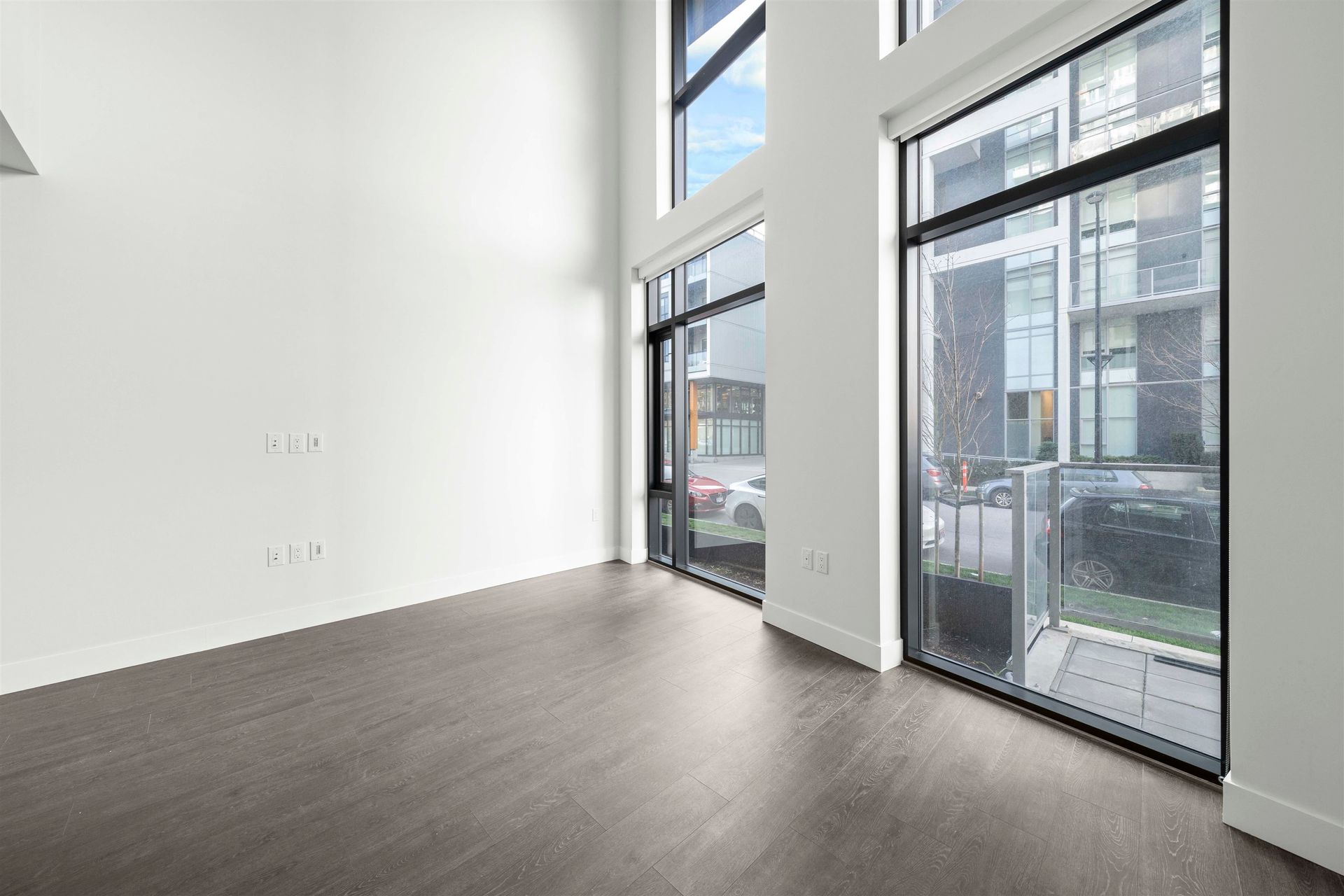 8577-rivergrass-drive-south-marine-vancouver-east-05.jpg