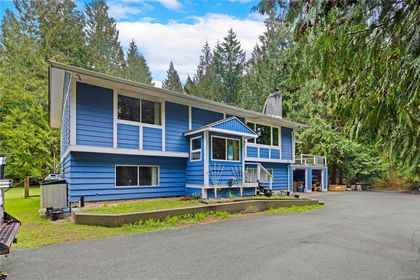 Photo 1 at 666 Qualicum Road, Parksville/Qualicum Photo 1 at 666 Qualicum Road, Parksville/Qualicum