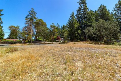 Photo 6 at 3160 Glen Lake Road, Glen Lake, Langford