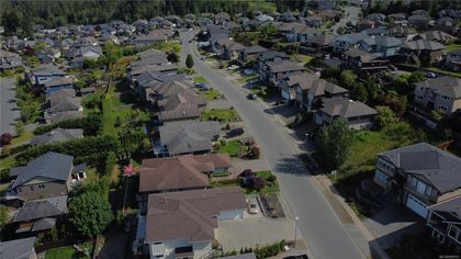 Photo 5 at 678 Mariner Drive, Willow Point, Campbell River