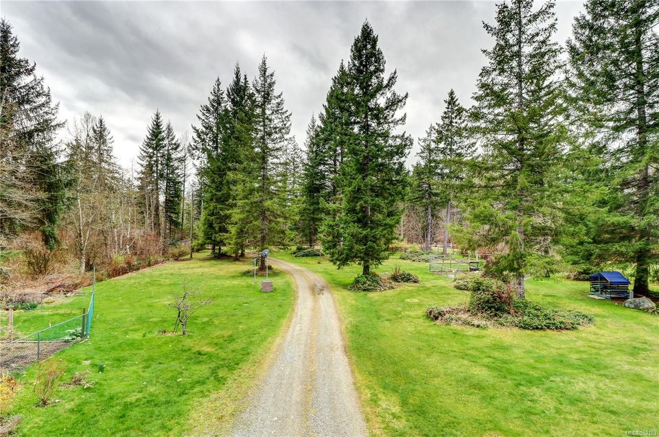 Photo 6 at A & B - 2826 Bruce Road, Merville Black Creek, Comox Valley