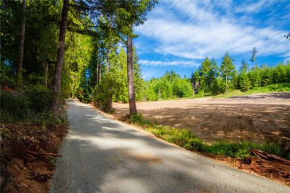 Photo 3 at  Spruce Avenue, Gabriola Island, Islands