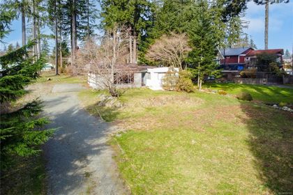 Photo 2 at 476 Old Petersen Road, Campbell River West, Campbell River