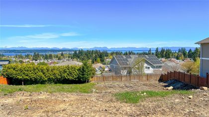 Photo 4 at 610 Mariner Drive, Willow Point, Campbell River