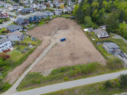 Photo 4 at 350 Morgan Road, Ladysmith, Duncan