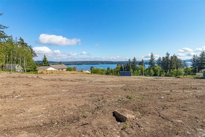 Photo 8 at 350 Morgan Road, Ladysmith, Duncan