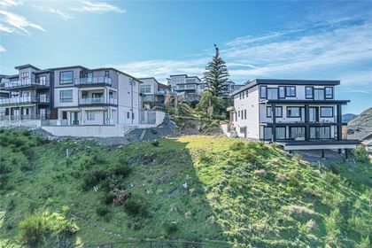Photo 10 at 2181 Navigators Rise, Bear Mountain, Langford