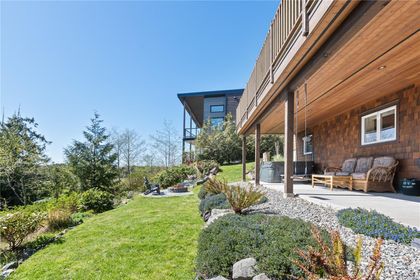 Photo 2 at 1992 Athlone Road, Ucluelet, Port Alberni