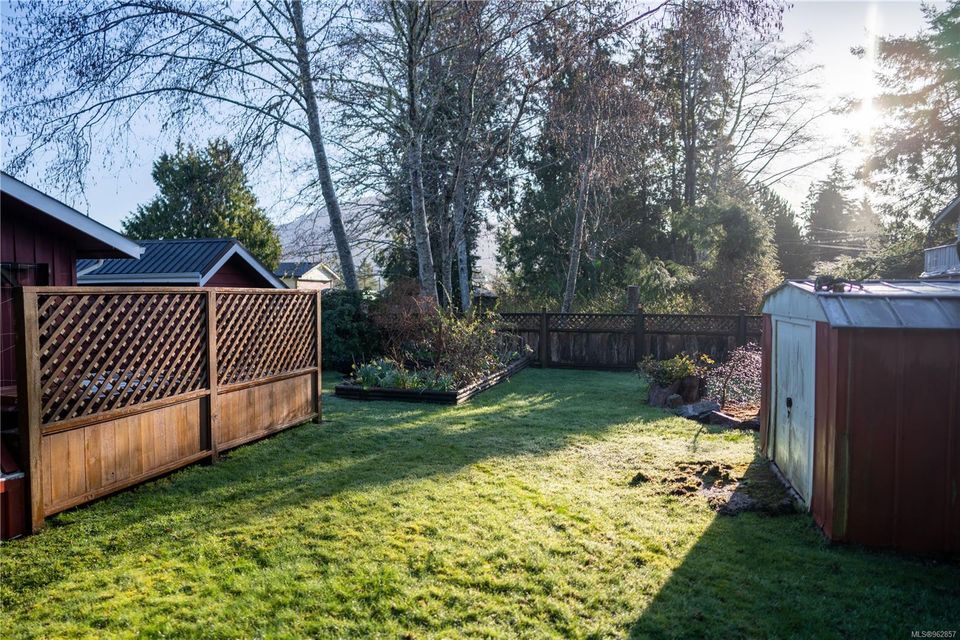 Photo 25 at 375 Neill Street, Tofino, Port Alberni