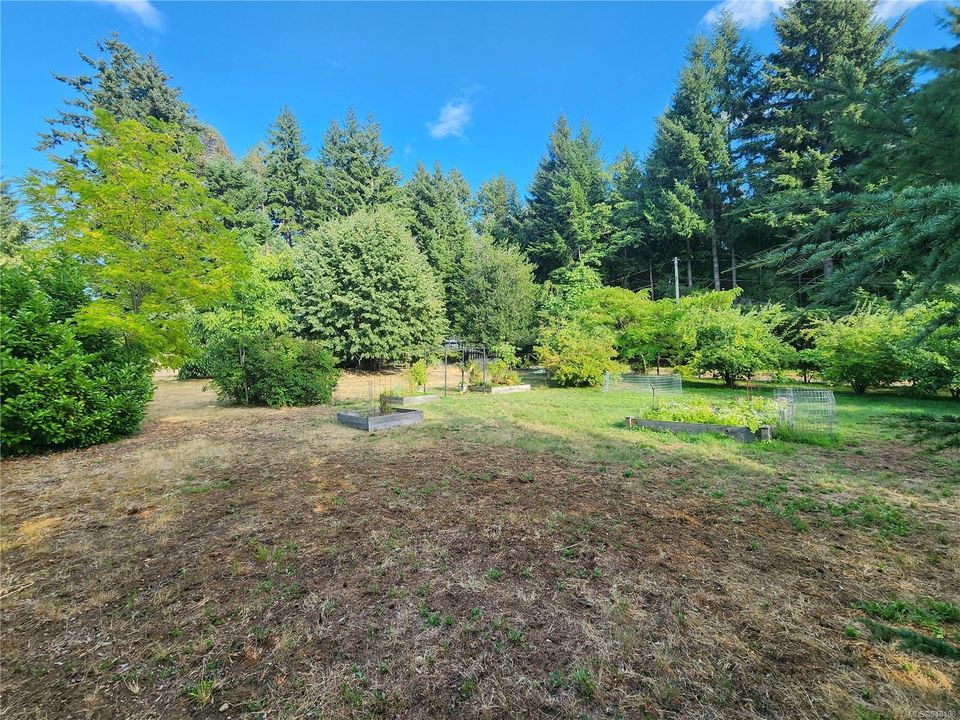 Photo 7 at 6084 Metral Drive, Pleasant Valley, Nanaimo