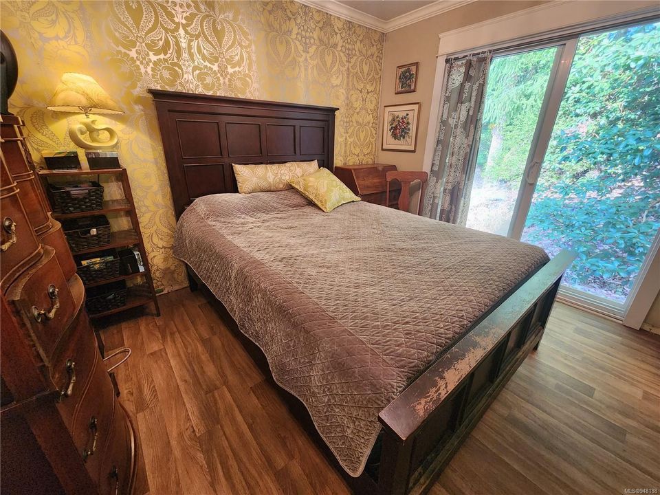 Photo 10 at 6084 Metral Drive, Pleasant Valley, Nanaimo