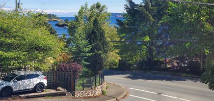 Photo 13 at 1100 Friar Tuck Way, Departure Bay, Nanaimo