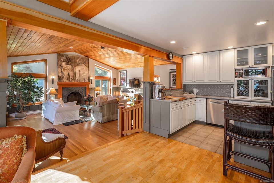 Photo 9 at 225 Sea Meadow Drive, Gabriola Island, Islands