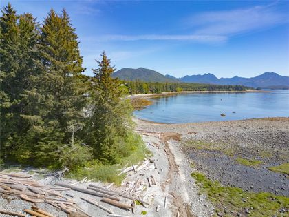 Photo 6 at 1009 Beach Road, Salmon Beach, Port Alberni