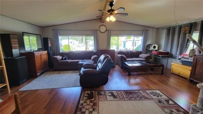 Photo 12 at 5 - 1536 Middle Road, Glentana, View Royal