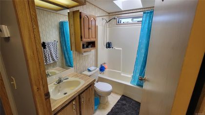 Photo 18 at 5 - 1536 Middle Road, Glentana, View Royal