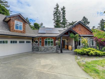 Photo 17 at 7288 Thelmita Place, Otter Point, Sooke