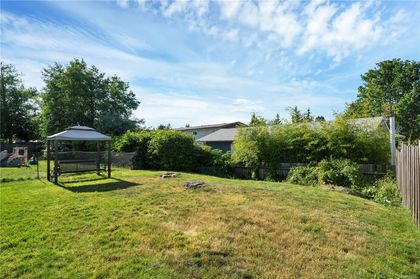 Photo 23 at A - 925 Watson Crescent, Campbell River North, Campbell River