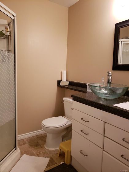 Photo 7 at 908 5th Street, Courtenay City, Comox Valley