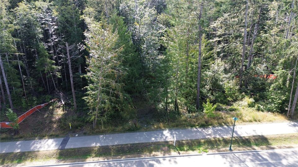 Photo 12 at 6891 Ridgecrest Road, Broomhill, Sooke