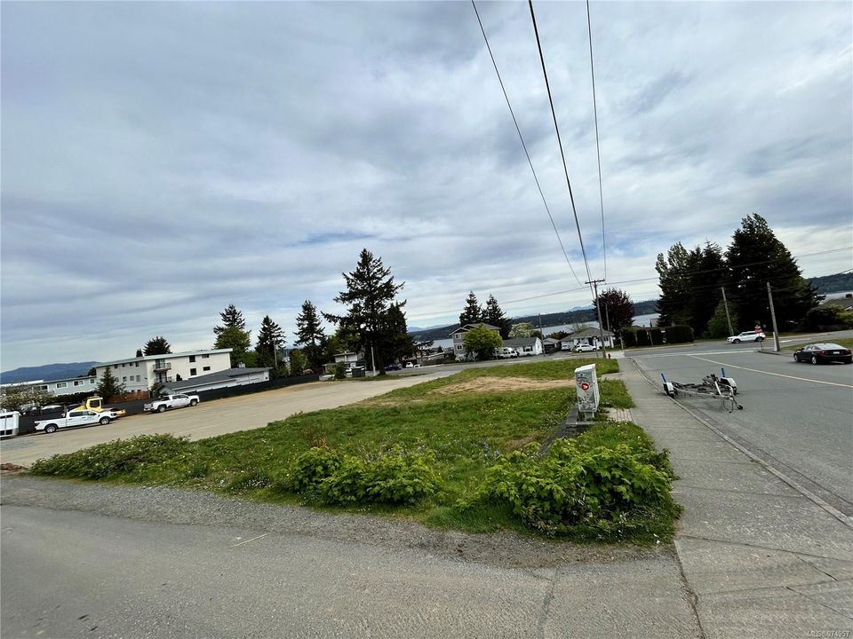 Photo 17 at 702 Alder Street, Campbell River Central, Campbell River