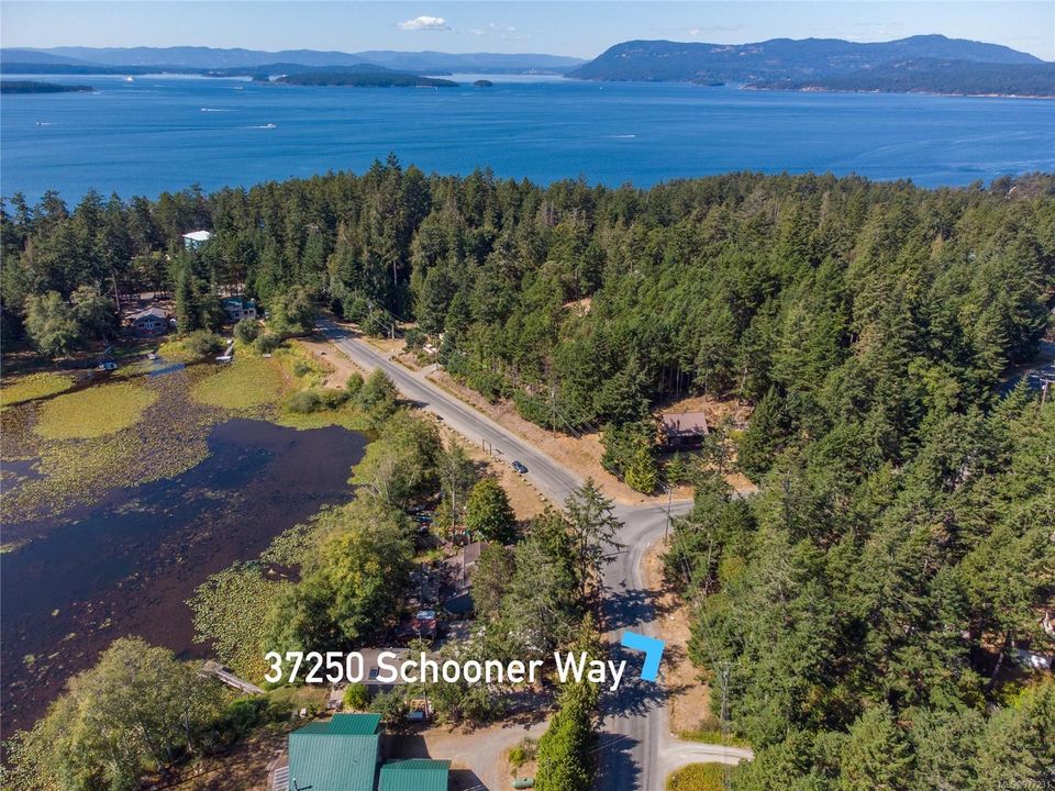 Photo 2 at 37250 Schooner Way, Pender Island, Gulf Islands