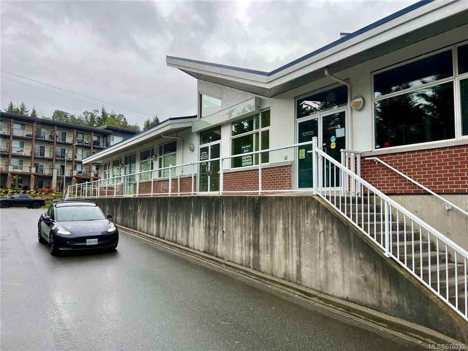 Photo 1 at 103 - 1629 Townsite Road, Central Nanaimo, Nanaimo
