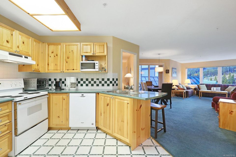 Photo 10 at 111 - 1320 Henry Road, Mt Washington, Comox Valley