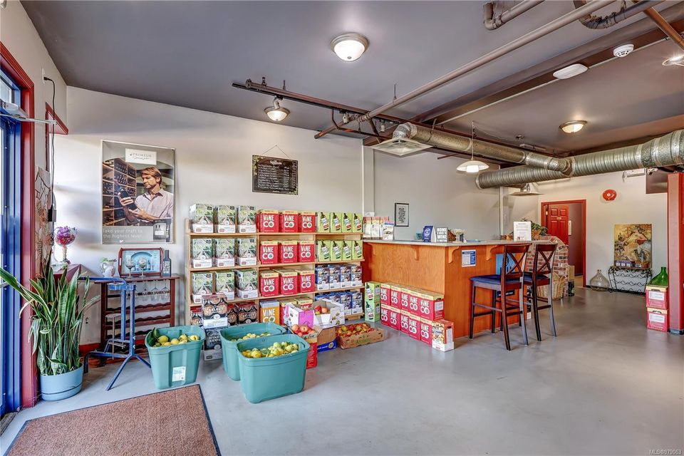 Photo 7 at 106 - 5070 Uplands Drive, North Nanaimo, Nanaimo