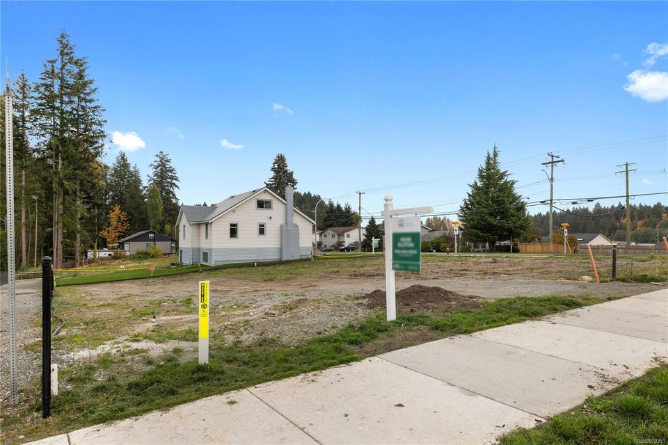 Photo 1 at 2304 Sparrow Lane, Diver Lake, Nanaimo