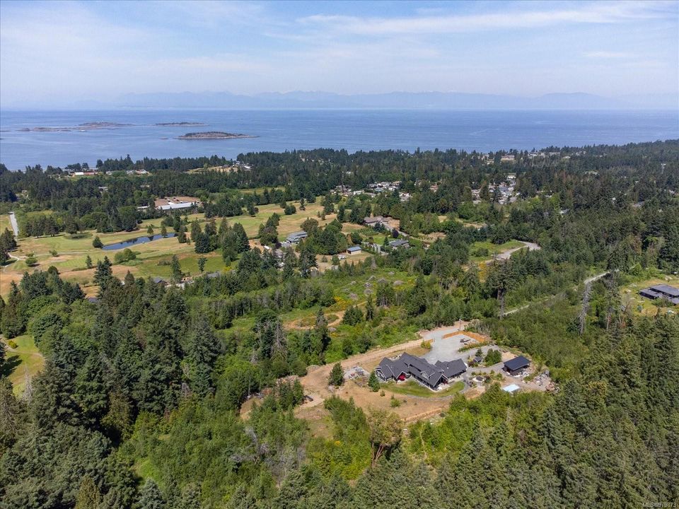 Photo 9 at 7555 Fernmar Road, Upper Lantzville, Nanaimo