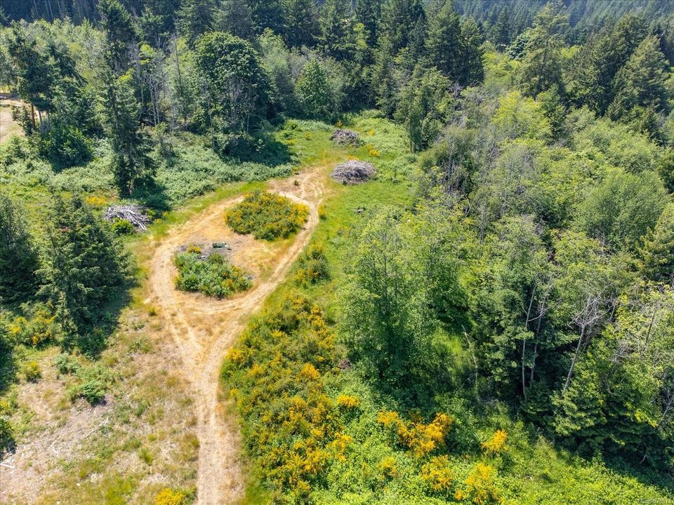Photo 17 at 7555 Fernmar Road, Upper Lantzville, Nanaimo
