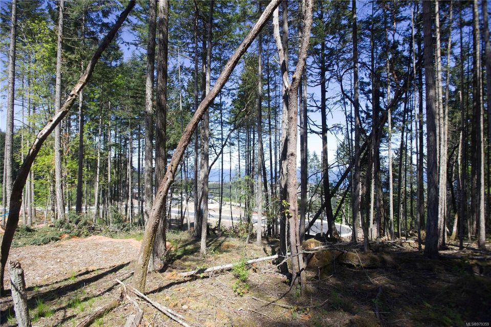 Photo 2 at 4610 Glen Oaks Drive, North Nanaimo, Nanaimo